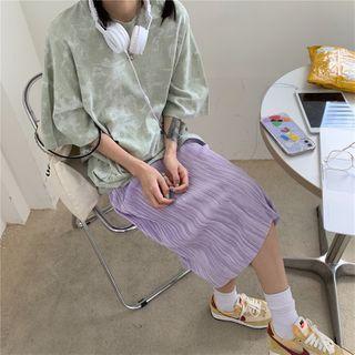 Print Loose-fit Short-sleeve T-shirt / Pleated Midi Skirt