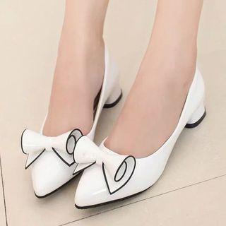 Bow Detail Pointed Pumps