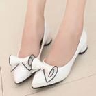 Bow Detail Pointed Pumps