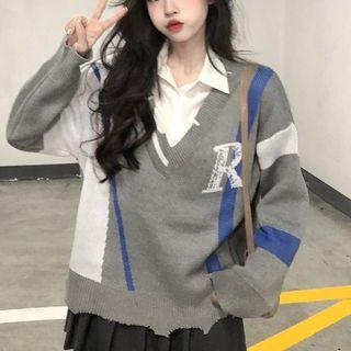 V-neck Lettering Sweatshirt / Shirt