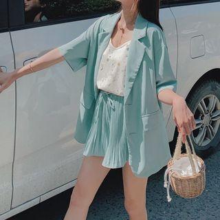 Set: Printed Camisole Top / Single-breasted Elbow-sleeve Blazer + Skort