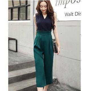 Sleeveless V-neck Contrast-color Jumpsuit