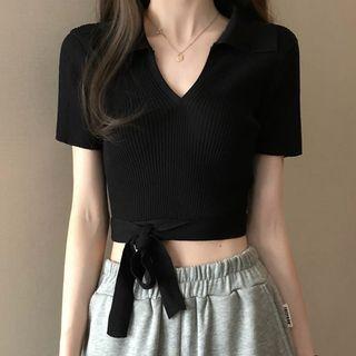 V-neck Lace-up Short-sleeve Cropped Top