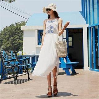 Halter-neck Embroidered-accent Dress