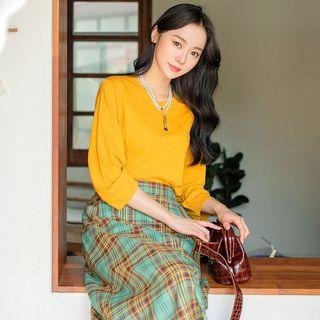 Wide 3/4-sleeve Cotton T-shirt