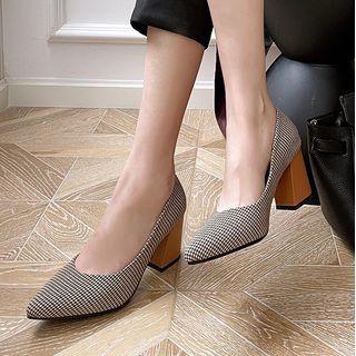 Pointy-toe Houndstooth Chunky Heel Pumps