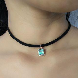 Geometric Stone Pendant Choker