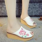 Chinese Traditional Platform Sandals