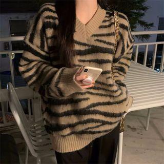 Zebra Sweater Khaki - One Size