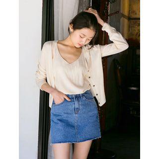Set: V-neck Buttoned Cardigan + Sleeveless Top