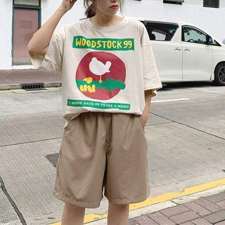 Elbow-sleeve Printed T-shirt / Plain Shorts