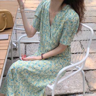 Short-sleeve Floral Print Midi Dress Floral Print - Green - One Size