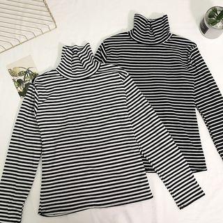 Turtleneck Striped Long-sleeved Top