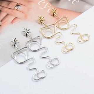 Alloy Star Wirework Dangle Earring