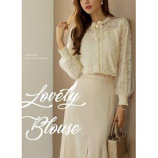 Tulle Overlay-sleeve Lace Blouse