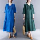 Short-sleeve V-neck Plain Loose-fit Dress