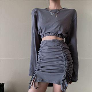 Plain Crop T-shirt / Drawstring Skirt