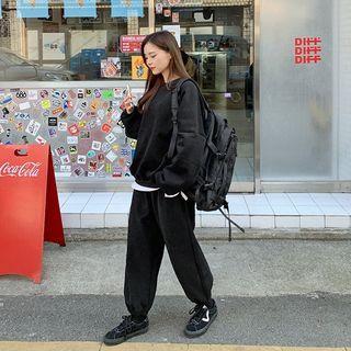 Monotone Sweatshirt & Jogger Sweatpants Set