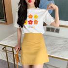 Set: Short-sleeve Flower Printed T-shirt + A-line Mini Skirt