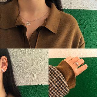 Star Ring / Necklace / Earring
