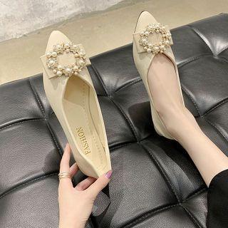 Faux Pearl Buckle Pointy-toe Flats