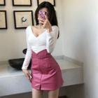 V-neck Long-sleeve T-shirt / Faux Leather A-line Skirt