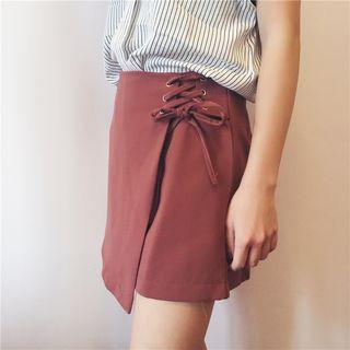 Plain Asymmetric Skort