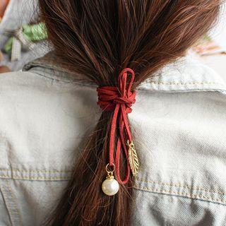 Faux Pearl Bow Choker