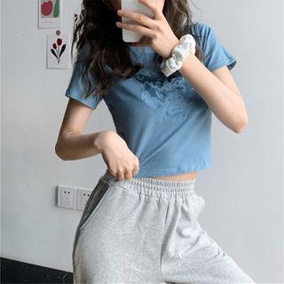 Short-sleeve Tiger Embroidered Cropped T-shirt Blue - One Size