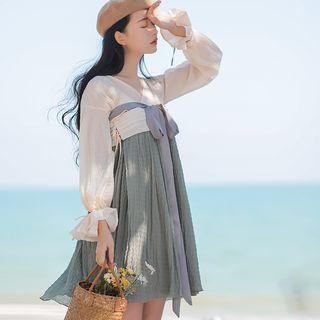 Traditional Chinese Long-sleeve Sashed Dress