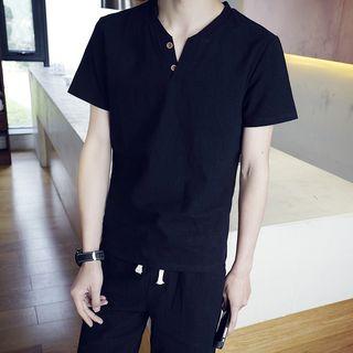 Set: Buttoned T-shirt + Shorts