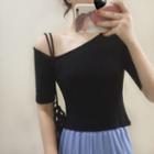 Short-sleeve Cold Shoulder Plain T-shirt