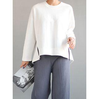 Long-sleeve Round-neck Slit T-shirt