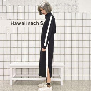 Mock Two-piece Striped Panel Half-zip Midi Pullover Dress
