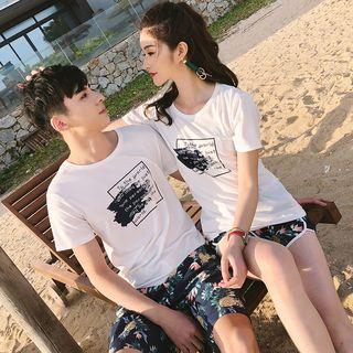 Couple Matching Printed Short Sleeve T-shirt / Floral Print Shorts