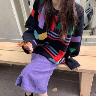 Patterned Sweater / Straight-fit Midi Skirt