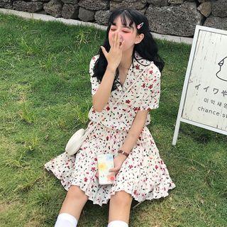 Flower Print Short-sleeve Blouse / Pleated Skirt