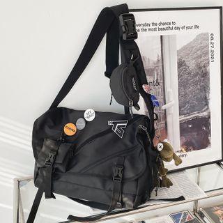 Multi-pocket Messenger Bag / Badge / Set