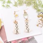 Non-matching Alloy Flower Fabric Dangle Earring