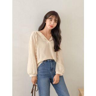 Hooded V-neck Textured Blouse