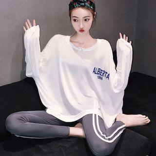 Long-sleeve Lettering T-shirt / Contrast Trim Leggings