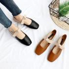 Two-tone Mary Jane Flats