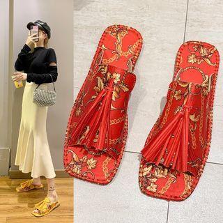 Floral Print Tasseled Slide Sandals