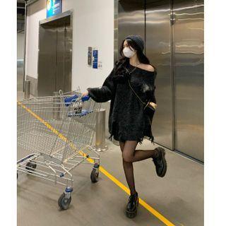 One-shoulder Distressed Sweater