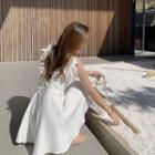 Sleeveless Leaf Applique A-line Dress