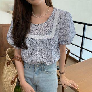 Short-sleeve Floral Print Blouse Blue & White - One Size