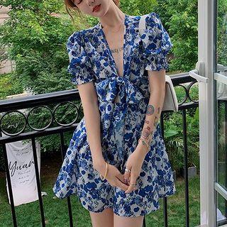 Short-sleeve V-neck Tied Floral Dress
