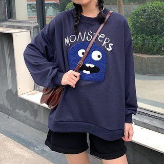 Applique Pullover / Wide Leg Denim Shorts