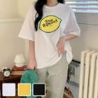 Letter Lemon-illustrated T-shirt