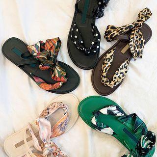 Tie-up Scarf Flat Sandals